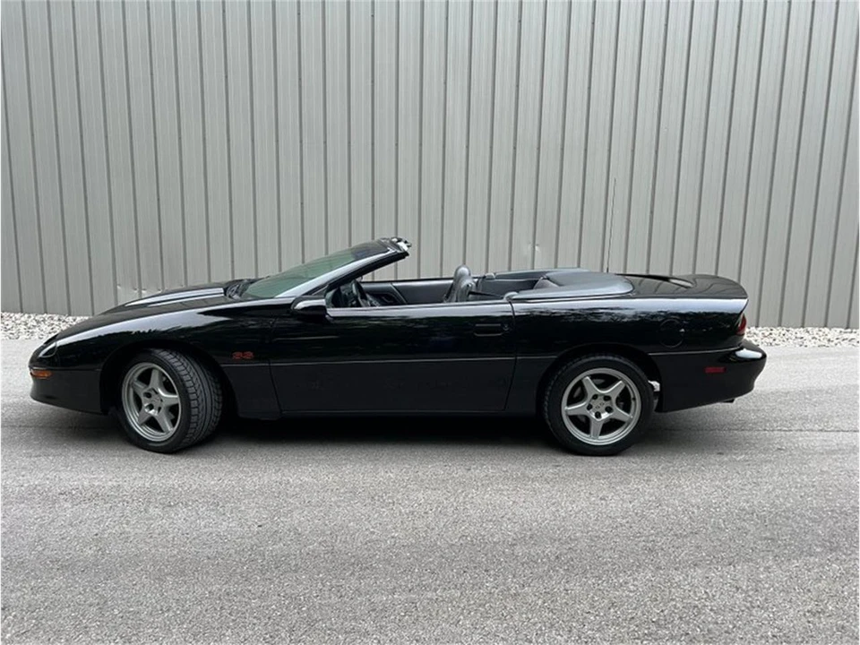 1997 Chevrolet Camaro 4th Gen - Image 9 of 31