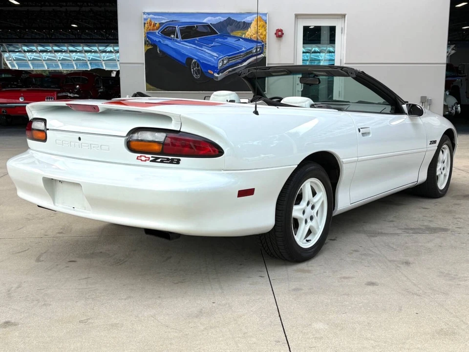 1997 Chevrolet Camaro 4th Gen - Image 6 of 12
