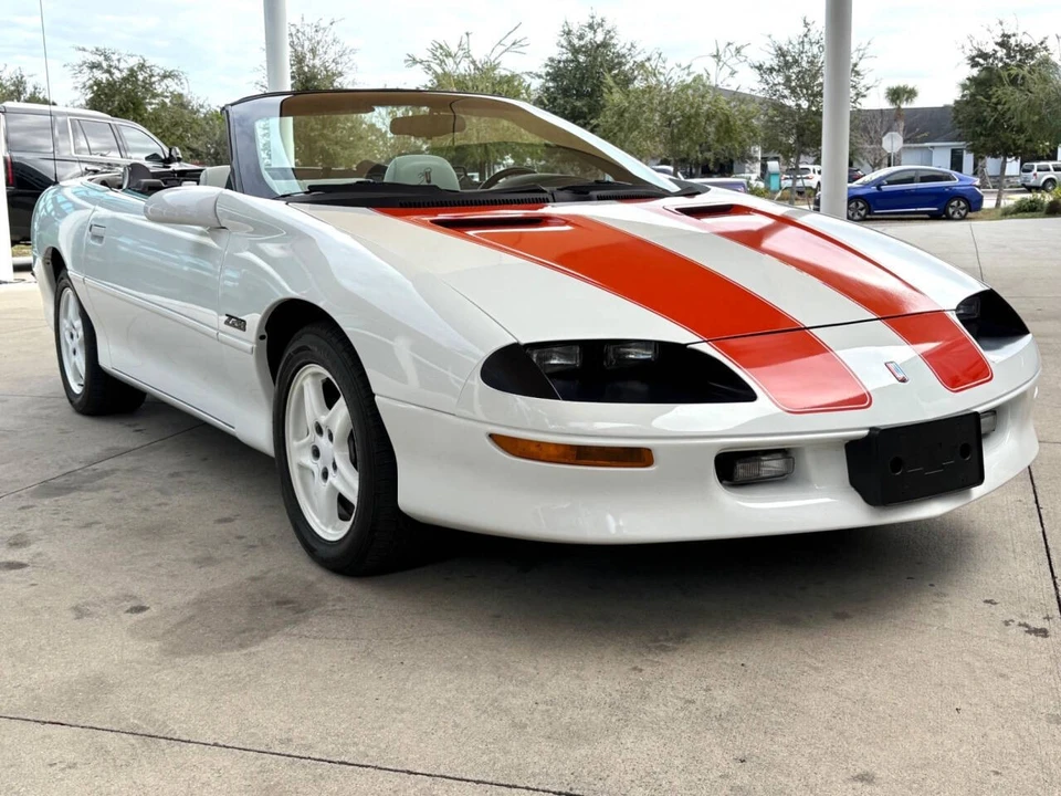 1997 Chevrolet Camaro 4th Gen - Image 4 of 12