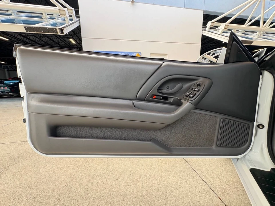1997 Chevrolet Camaro - Image 29 of 31