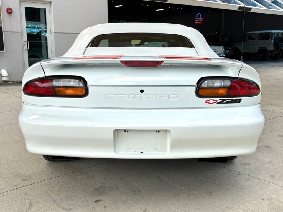 1997 Chevrolet Camaro - Image 24 of 31