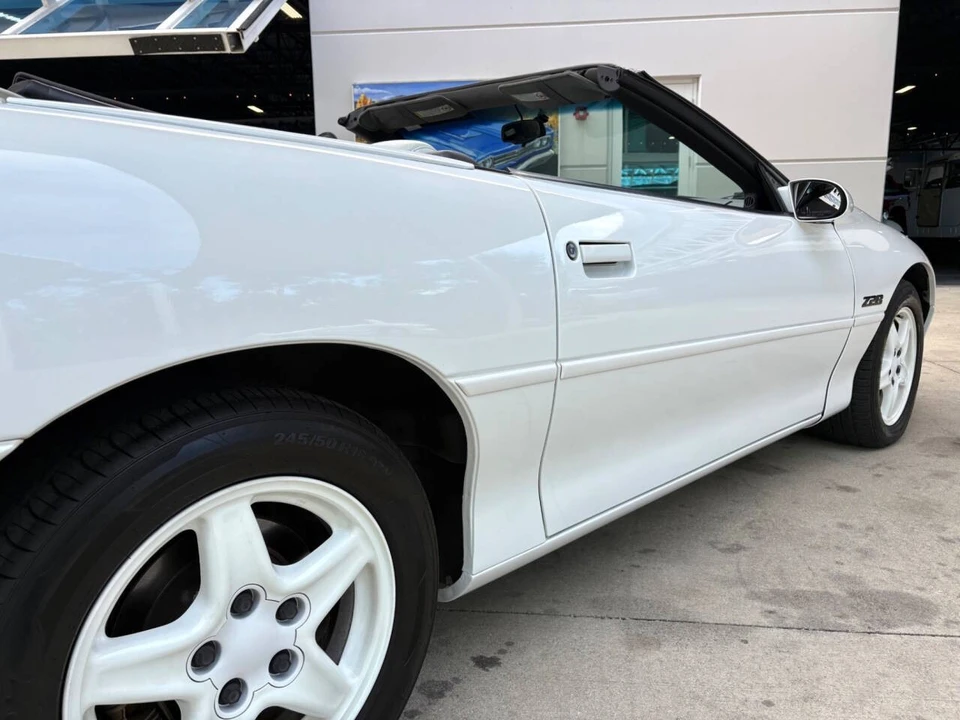 1997 Chevrolet Camaro - Image 18 of 31