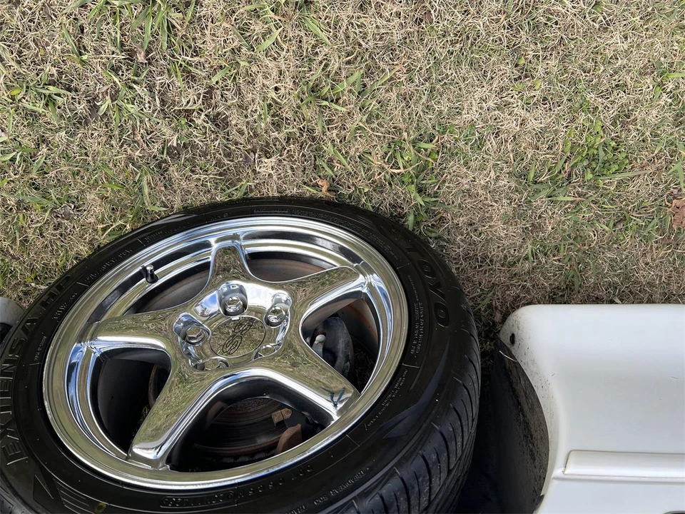 1997 Chevrolet Camaro SS 4th Gen - Image 4 of 28