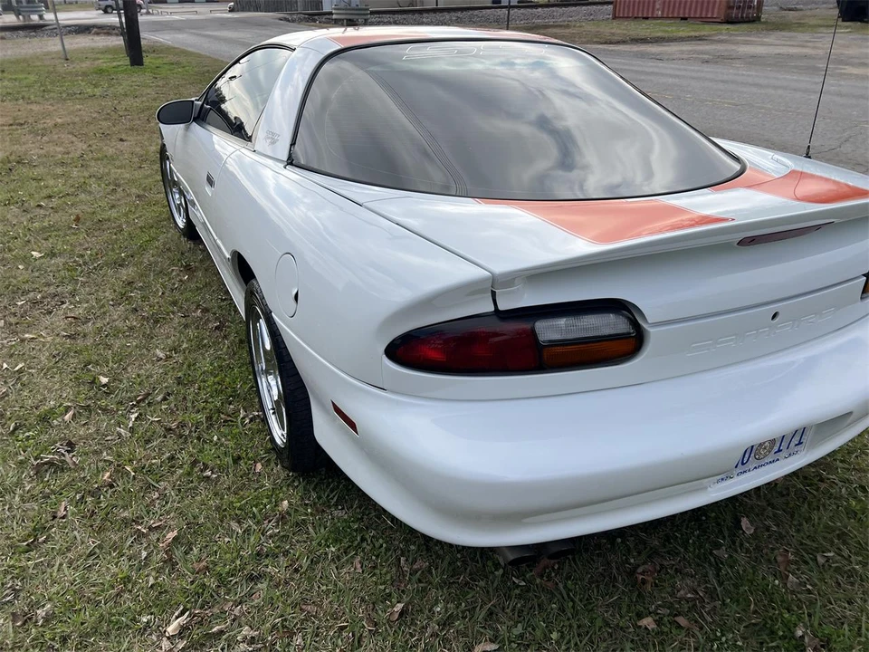 1997 Chevrolet Camaro SS 4th Gen - Image 7 of 28