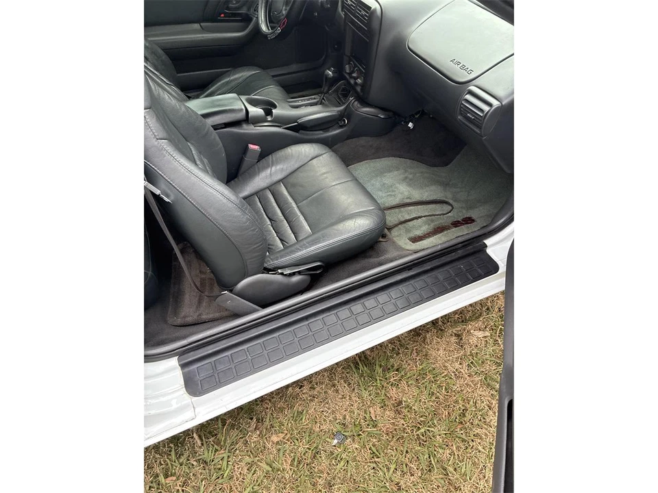 1997 Chevrolet Camaro SS 4th Gen - Image 15 of 28