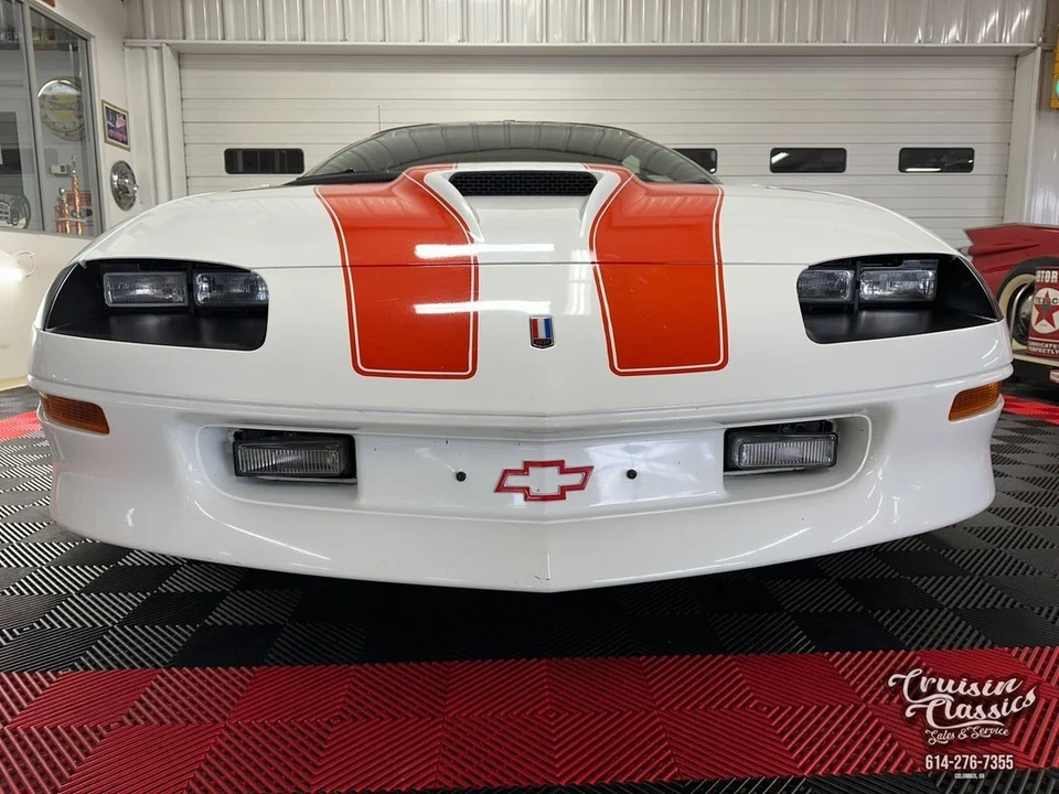 1997 Chevrolet Camaro SS 4th Gen - Image 8 of 12
