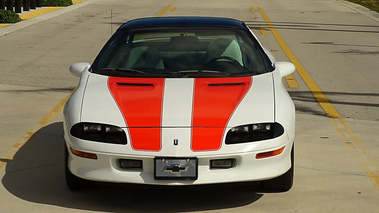 1997 Chevrolet Camaro 4th Gen - Image 11 of 21
