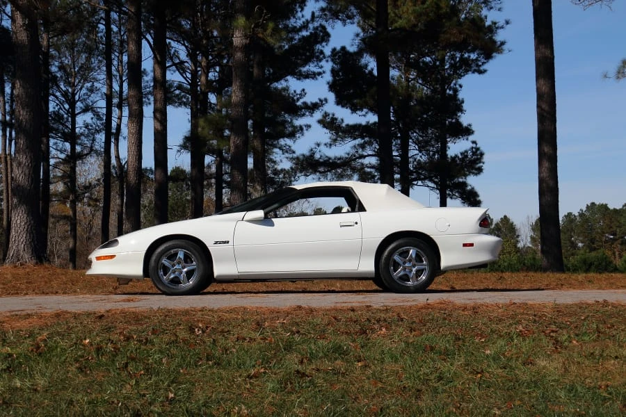 1997 Chevrolet Camaro 4th Gen - Image 2 of 31