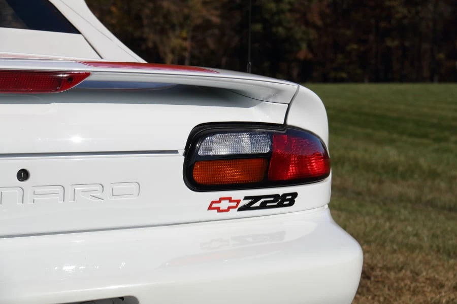 1997 Chevrolet Camaro 4th Gen - Image 12 of 31