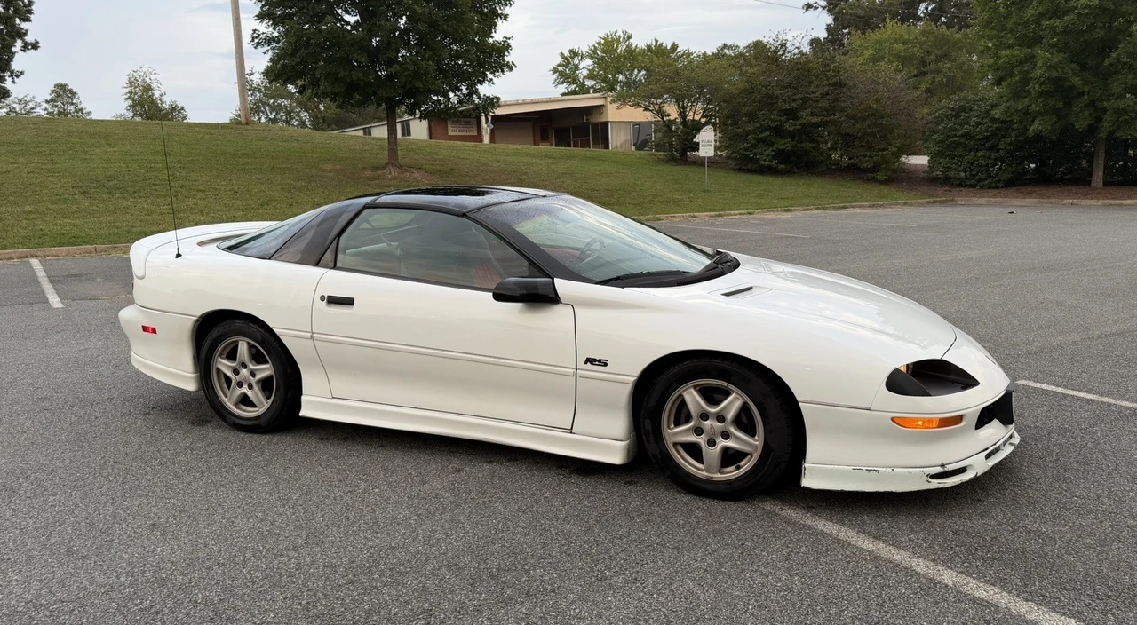 1997 Chevrolet Camaro 4th Gen - Image 6 of 12