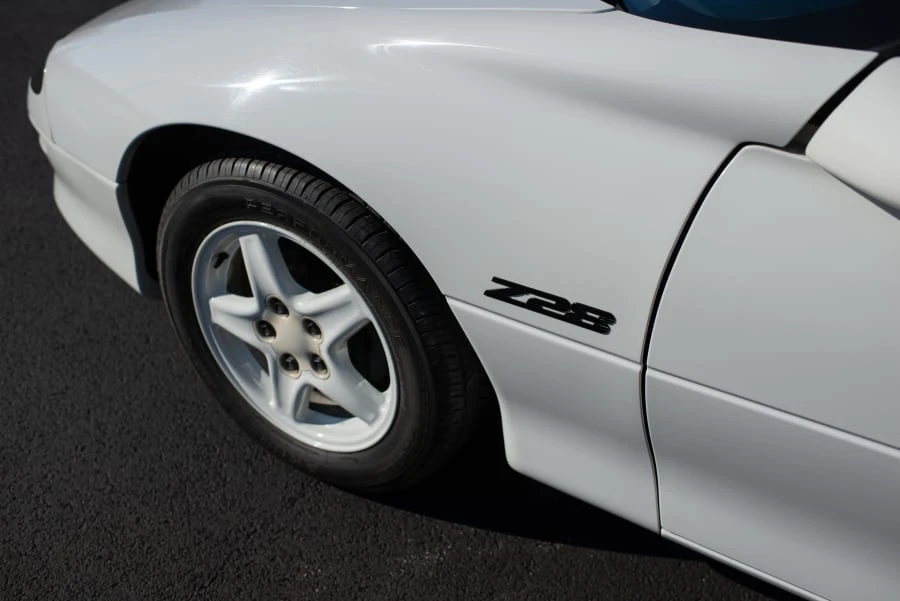 1997 Chevrolet Camaro 4th Gen - Image 8 of 28