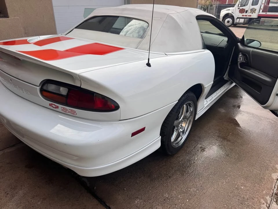 1997 Chevrolet Camaro 4th Gen - Image 4 of 10