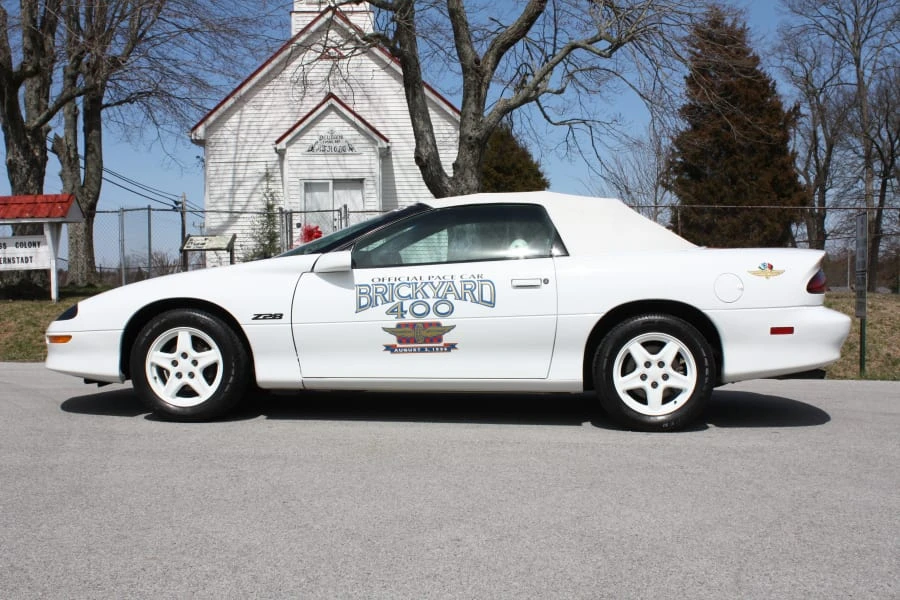 1997 Chevrolet Camaro 4th Gen - Image 2 of 12