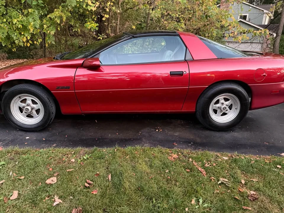 1997 Chevrolet Camaro 4th Gen - Image 2 of 5