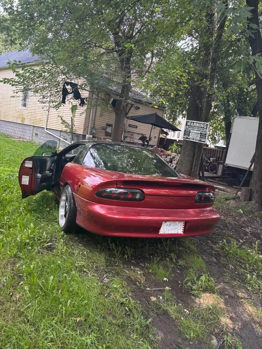 1997 Chevrolet Camaro 4th Gen - Image 3 of 9