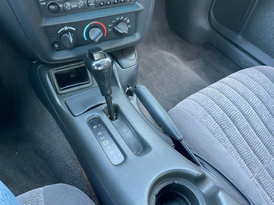 1997 Chevrolet Camaro 4th Gen - Image 10 of 21