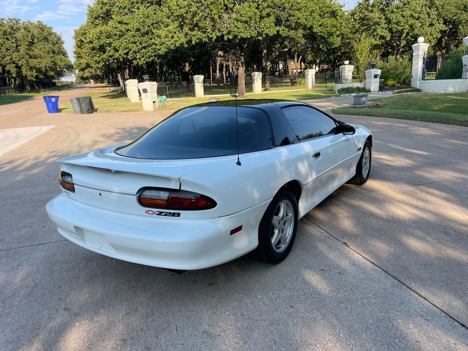 1997 Chevrolet Camaro 4th Gen - Image 12 of 21