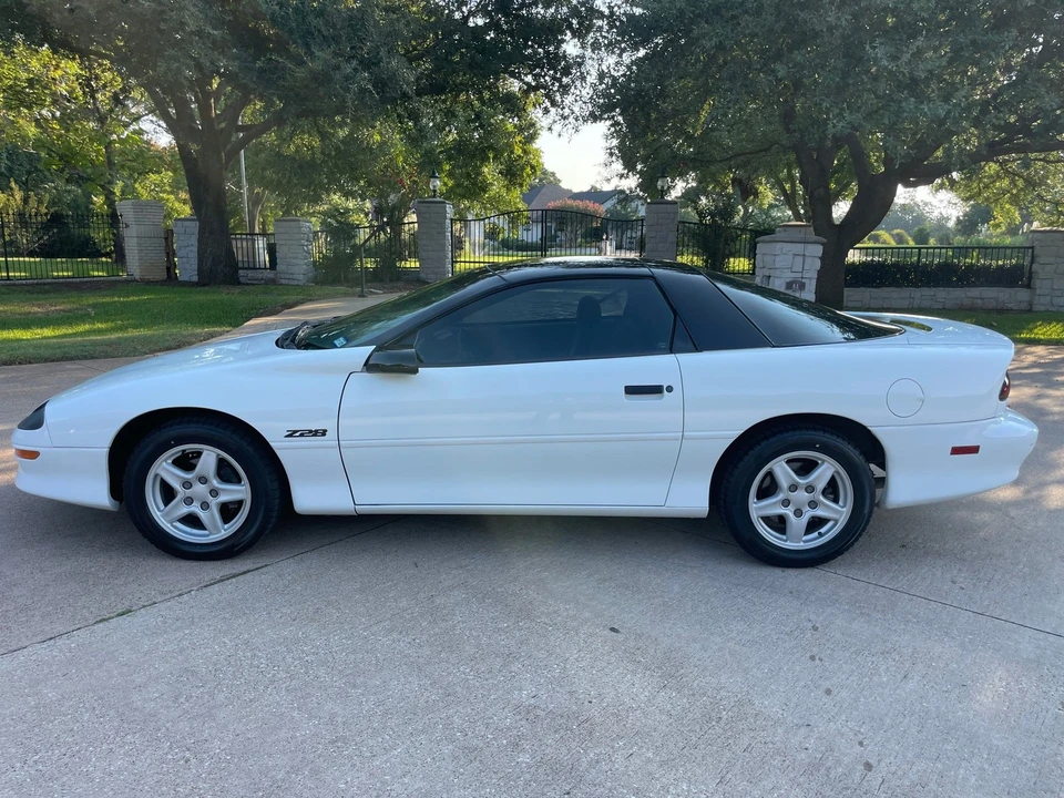 1997 Chevrolet Camaro 4th Gen - Image 15 of 21