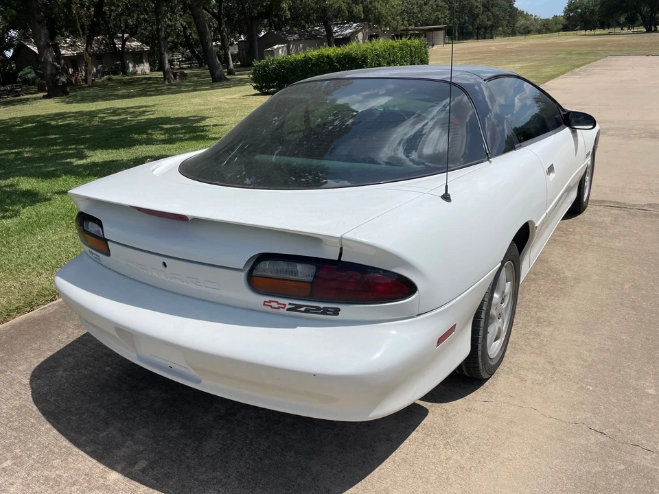1997 Chevrolet Camaro 4th Gen - Image 5 of 21