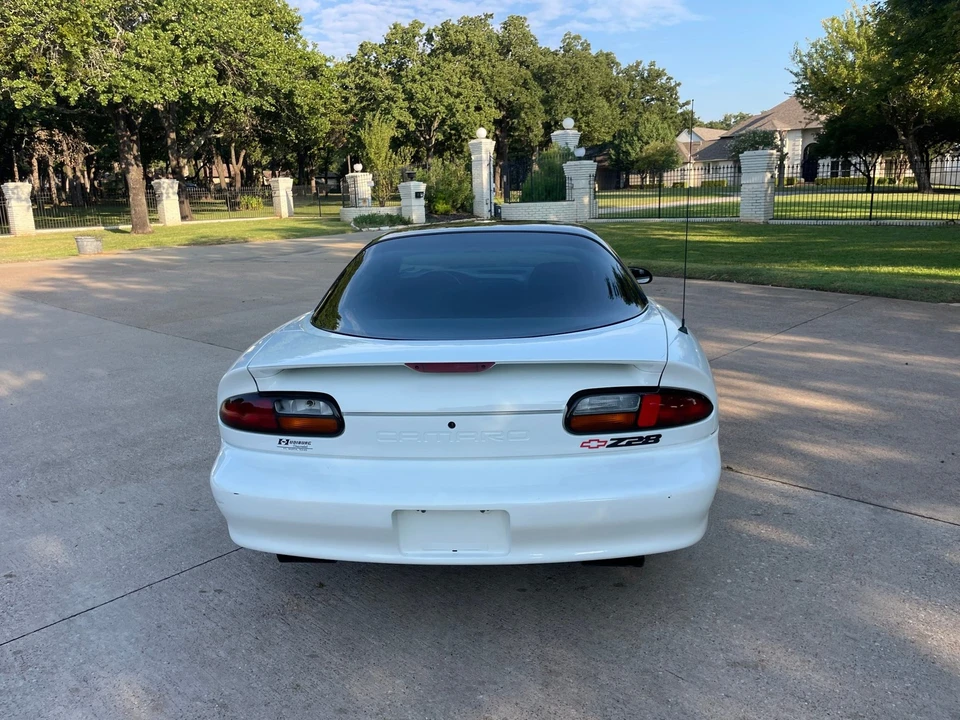 1997 Chevrolet Camaro 4th Gen - Image 11 of 21