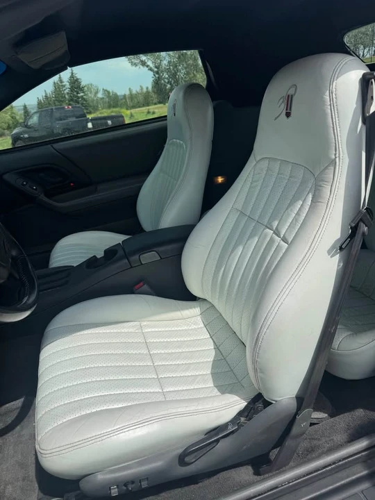 1997 Chevrolet Camaro 4th Gen - Image 8 of 9