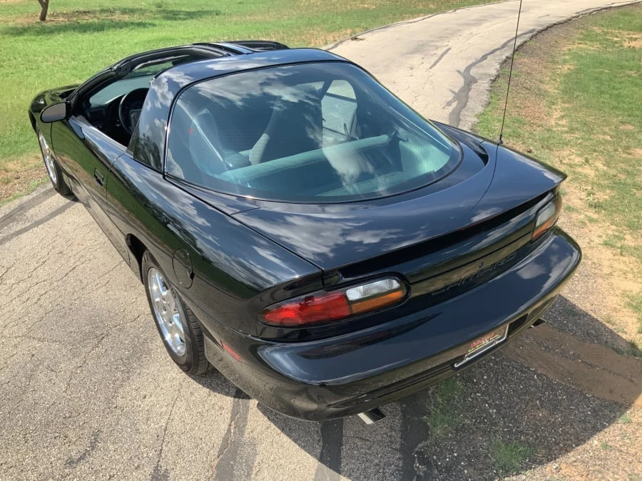 1997 Chevrolet Camaro 4th Gen - Image 2 of 11
