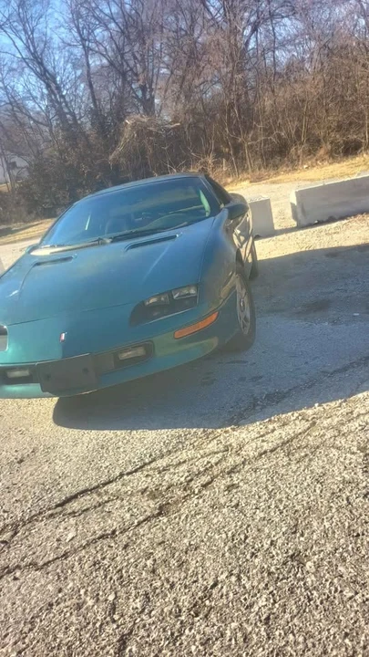 1997 Chevrolet Camaro 4th Gen - Image 2 of 6