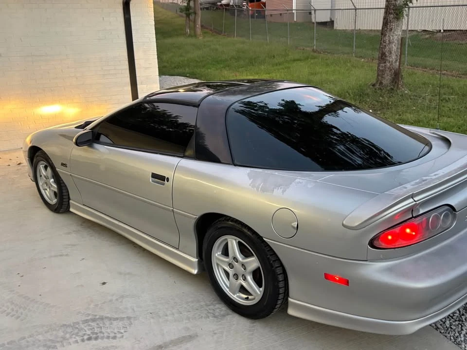 1997 Chevrolet Camaro 4th Gen - Image 2 of 8