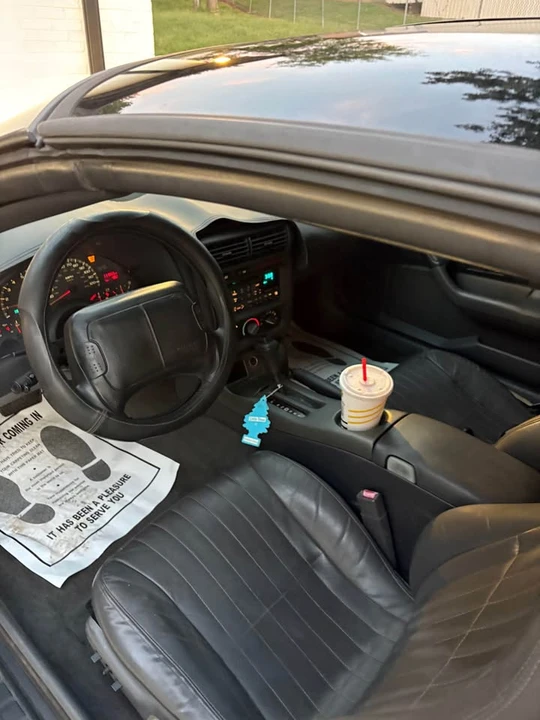 1997 Chevrolet Camaro 4th Gen - Image 4 of 8
