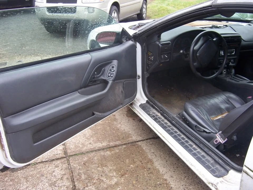 1997 Chevrolet Camaro 4th Gen - Image 6 of 9
