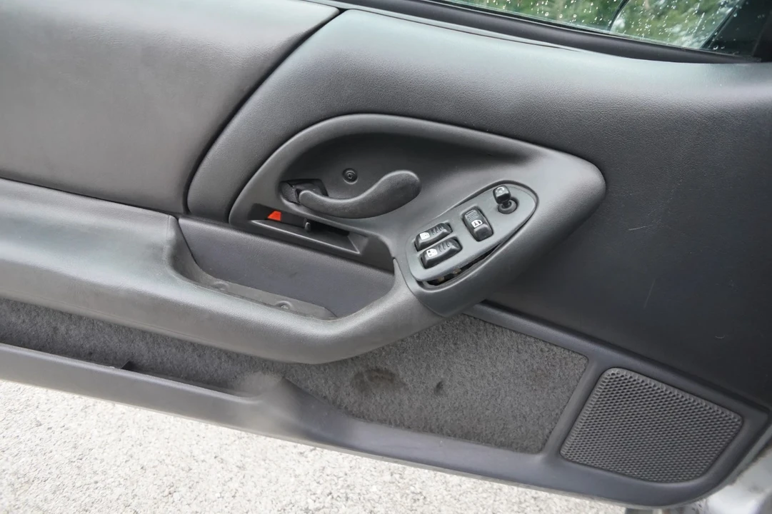 1997 Chevrolet Camaro SS 4th Gen - Image 16 of 21