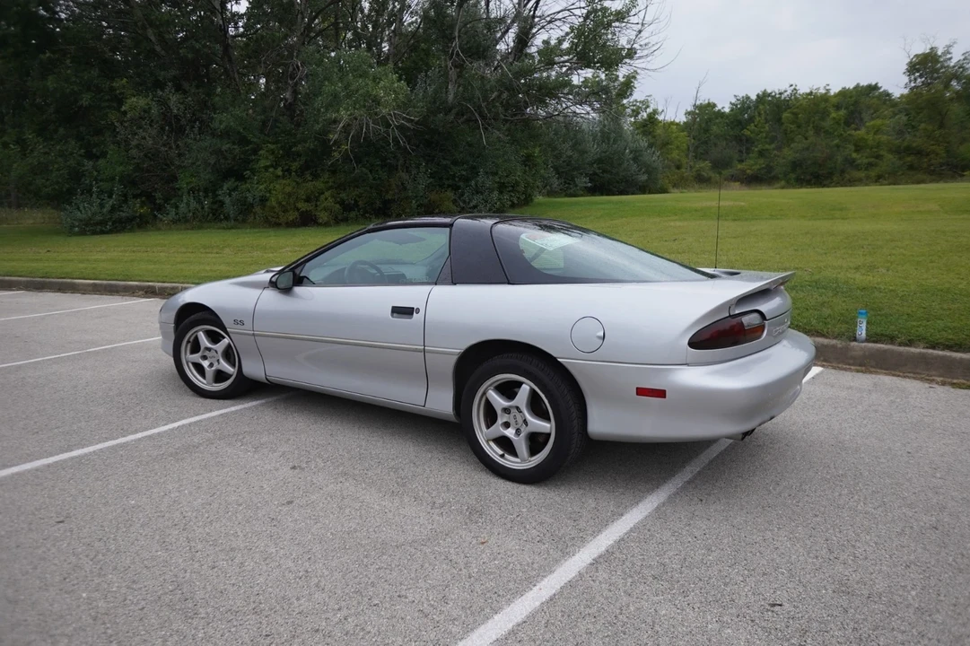 1997 Chevrolet Camaro SS 4th Gen - Image 7 of 21