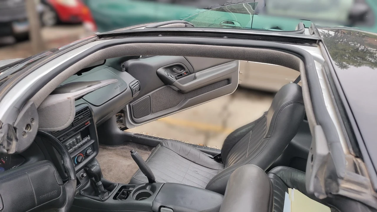 1997 Chevrolet Camaro SS 4th Gen - Image 12 of 21