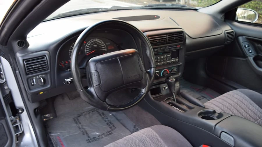 1997 Chevrolet Camaro SS 4th Gen - Image 5 of 9