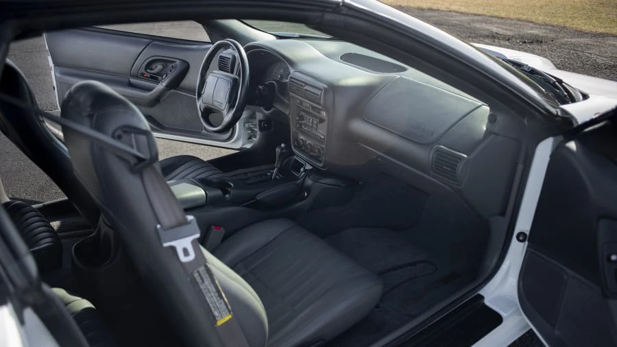 1997 Chevrolet Camaro SS 4th Gen - Image 9 of 13