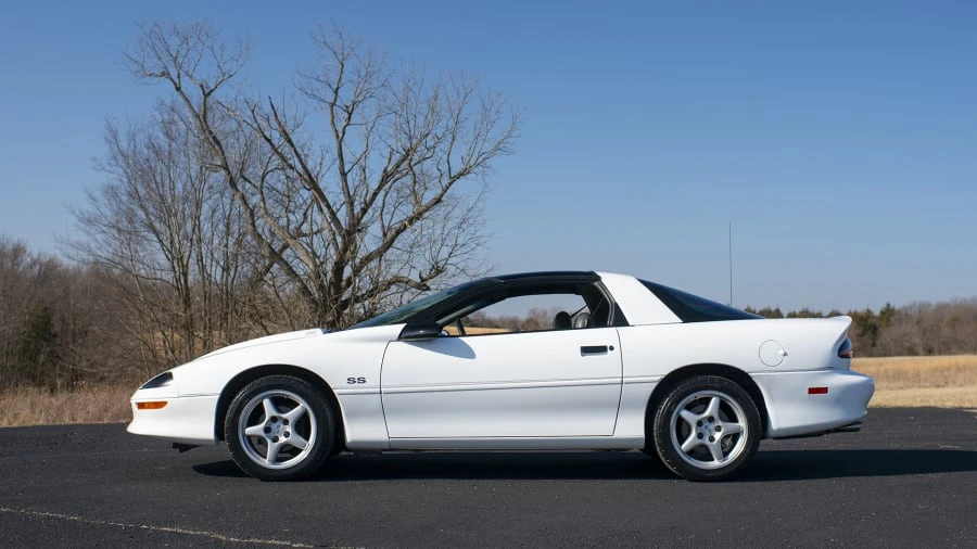 1997 Chevrolet Camaro SS 4th Gen - Image 2 of 13