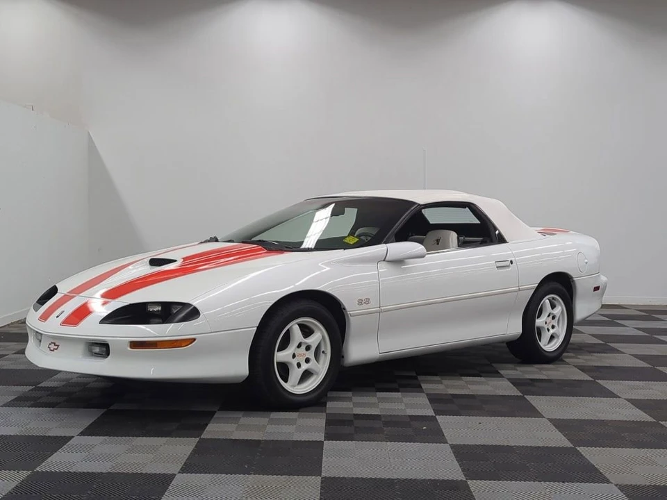 1997 Chevrolet Camaro - Image 3 of 23