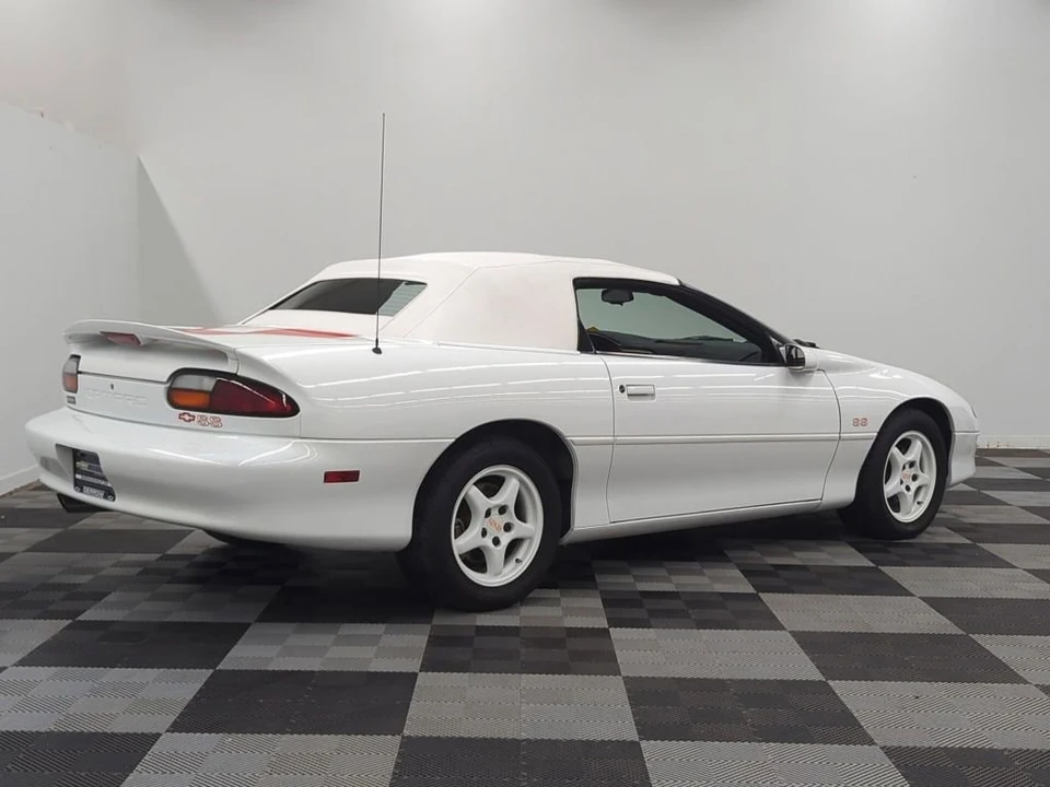 1997 Chevrolet Camaro - Image 7 of 23
