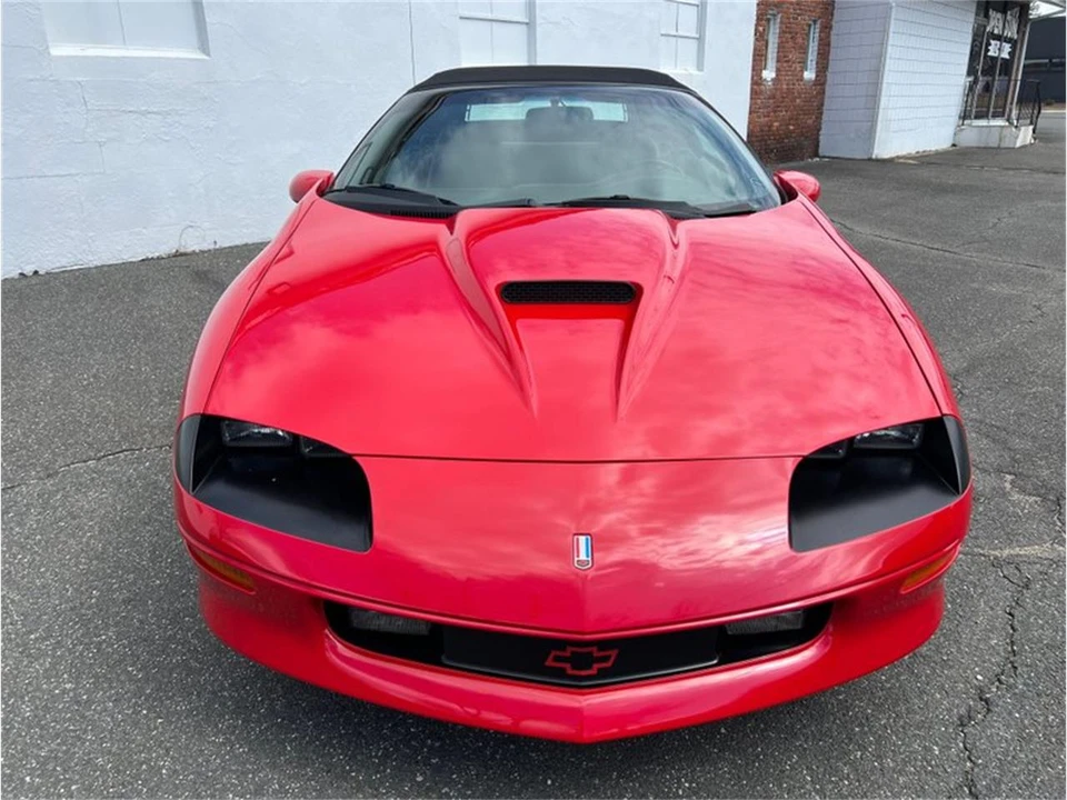 1997 Chevrolet Camaro SS 4th Gen - Image 13 of 31