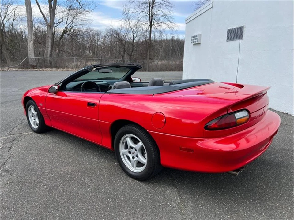1997 Chevrolet Camaro SS 4th Gen - Image 5 of 31