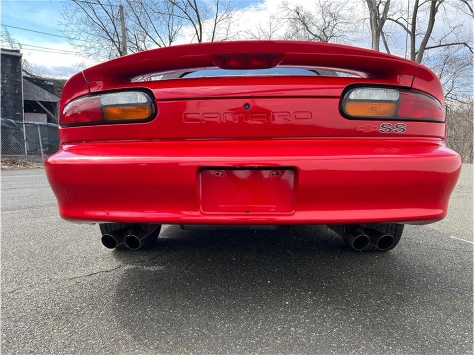 1997 Chevrolet Camaro SS 4th Gen - Image 25 of 31