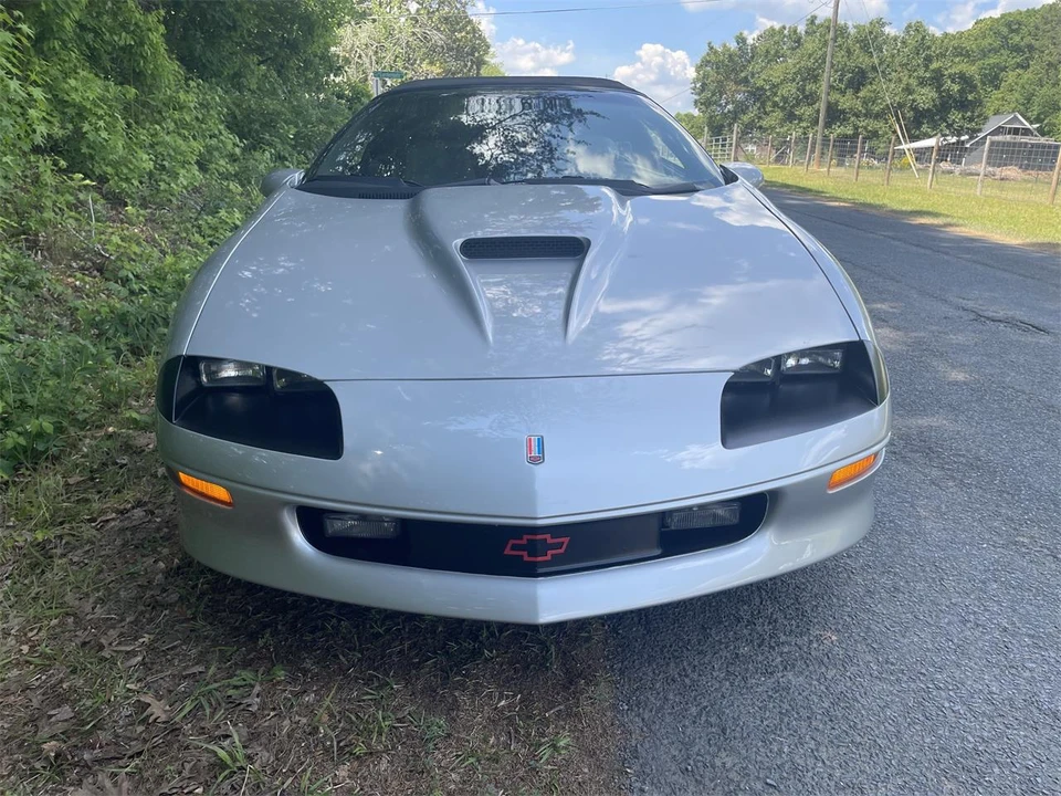 1997 Chevrolet Camaro SS 4th Gen - Image 7 of 9