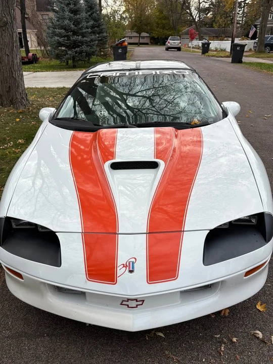 1997 Chevrolet Camaro SS 4th Gen - Image 5 of 10