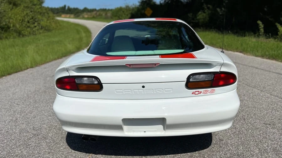 1997 Chevrolet Camaro SS 4th Gen - Image 14 of 17