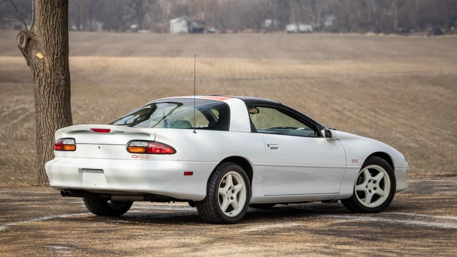 1997 Chevrolet Camaro SS 4th Gen - Image 13 of 26