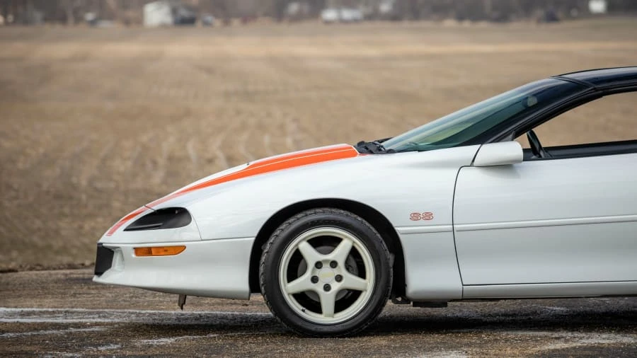1997 Chevrolet Camaro SS 4th Gen - Image 16 of 26
