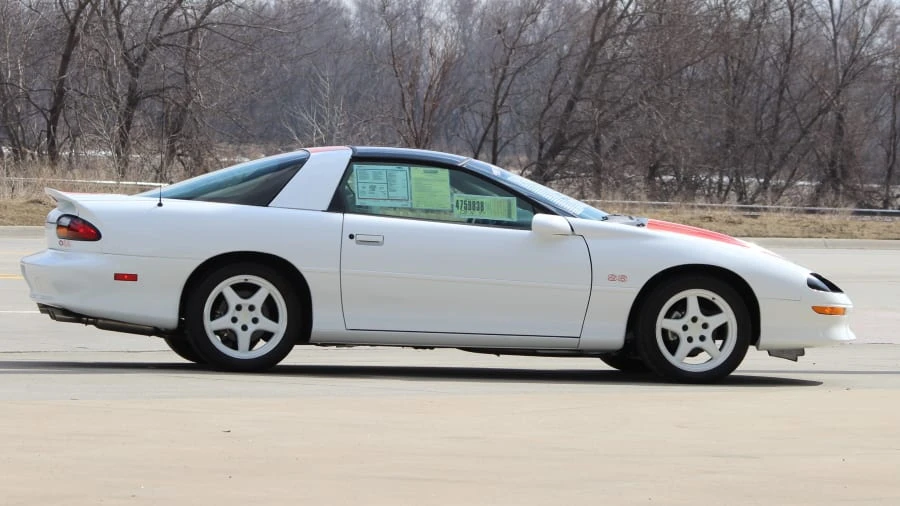 1997 Chevrolet Camaro SS 4th Gen - Image 2 of 13