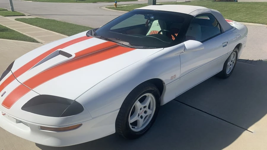 1997 Chevrolet Camaro SS 4th Gen - Image 18 of 23