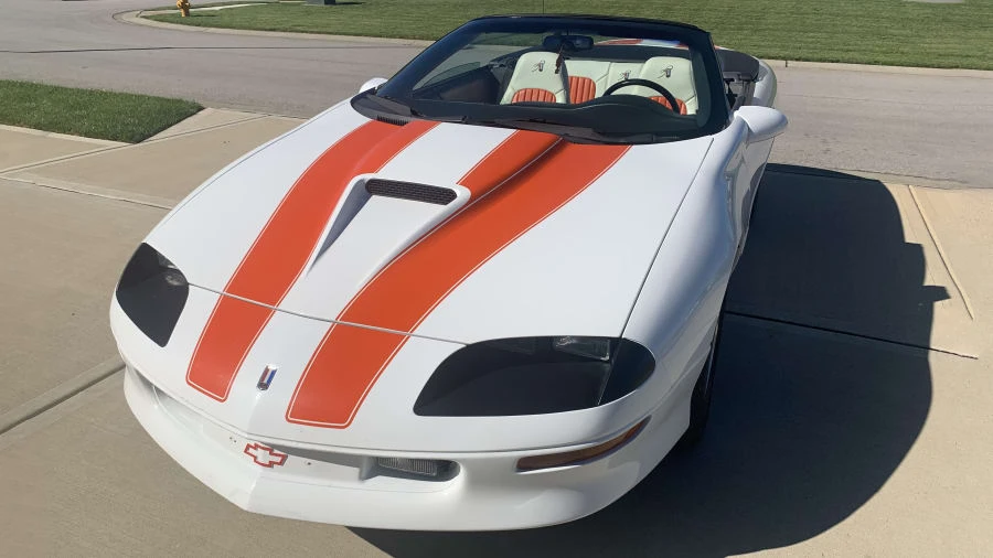 1997 Chevrolet Camaro SS 4th Gen - Image 13 of 23