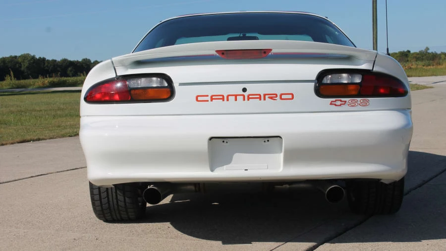 1997 Chevrolet Camaro SS 4th Gen - Image 5 of 31